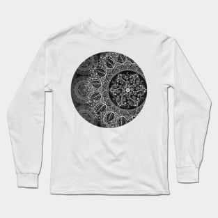 Mandaleaf Black a lot Long Sleeve T-Shirt